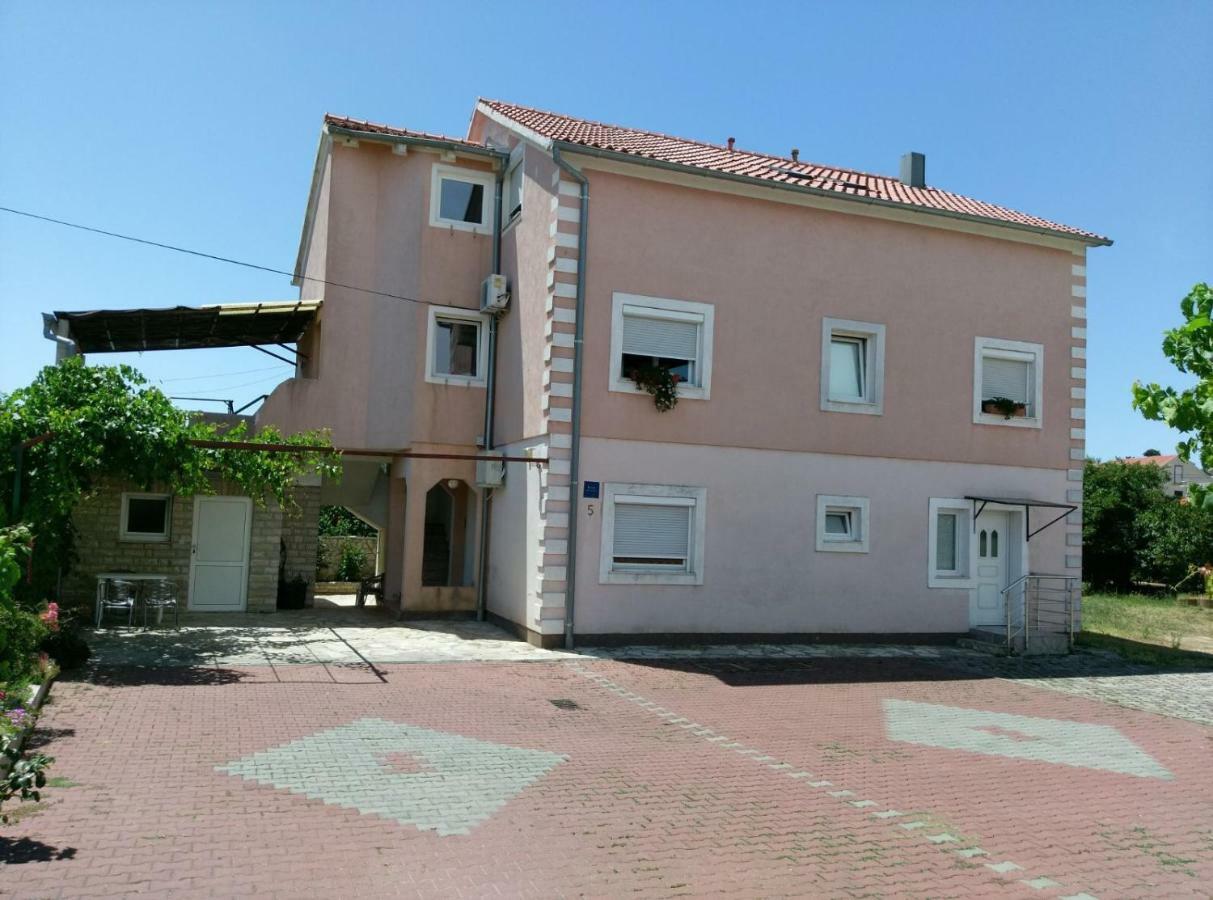Apartments Saraden Vodice Exterior foto